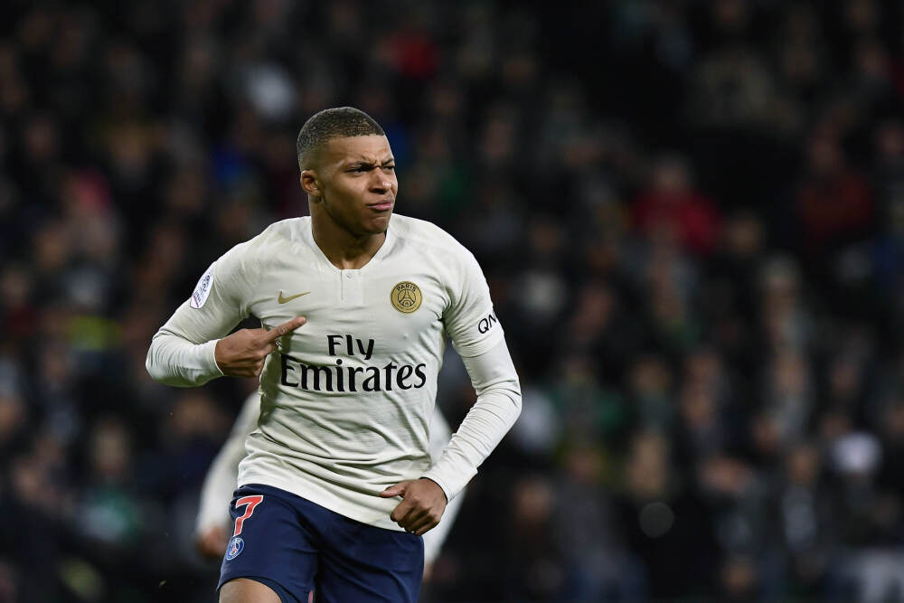 极限驾驶场景下的全能表现，领克900大SUV从容应对每次挑战